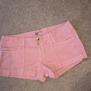 American Eagle “stretch” low rise shorts